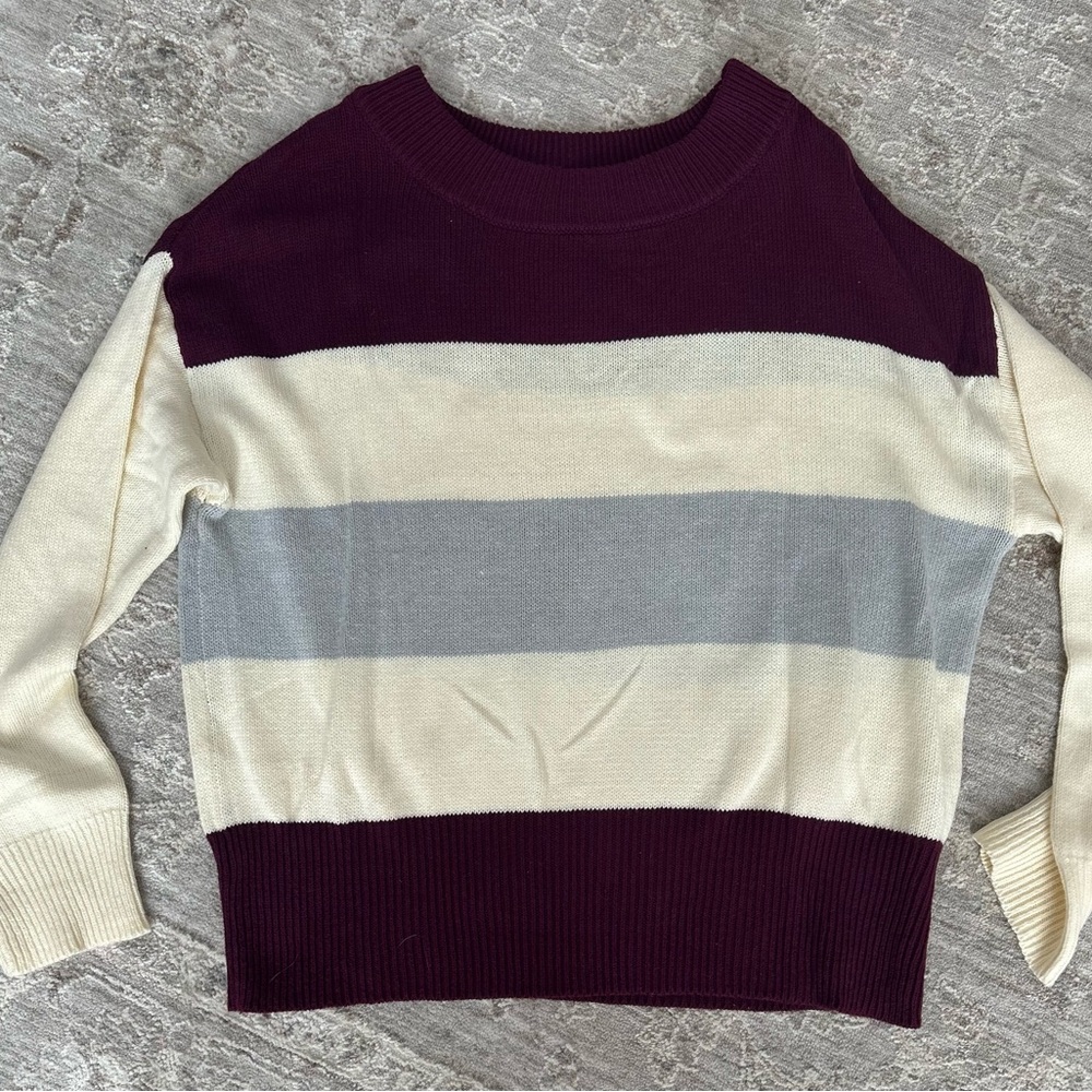 NWOT Lucky Sweater Color Block Sweater Maroon Ivory and Grey Women’s Size M Chic
